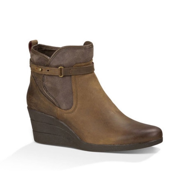 UGG Australia EMALIE Leather Wedge Ankle Bootie Waterproof- Size 10 - Picture 1 of 9
